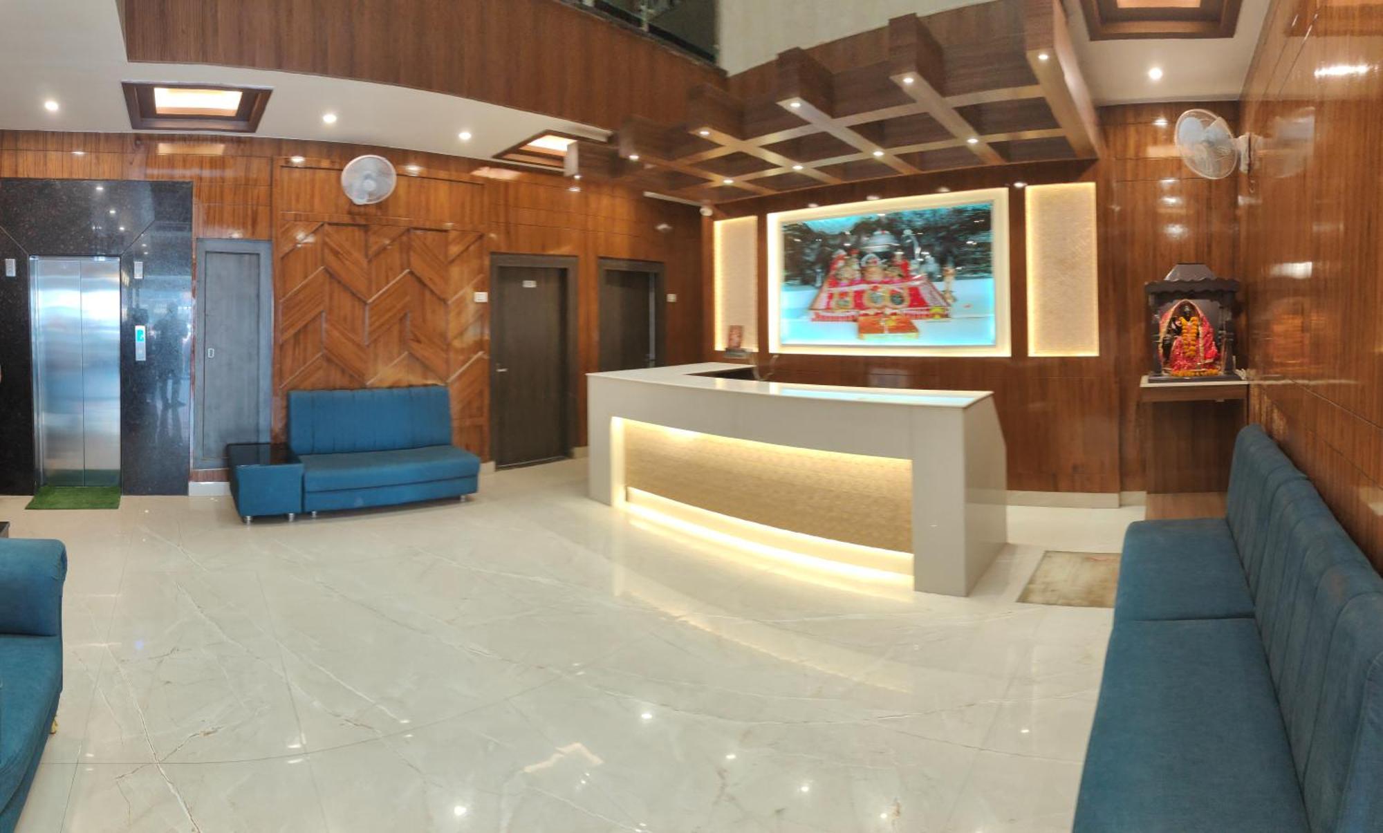 Hotel Krishna Katra  Exteriér fotografie